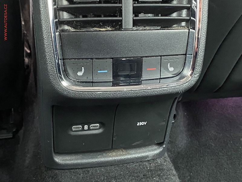 Škoda Octavia (2021) 1.5 TSi, Style, kůže, navi, - fotka 11 z 23