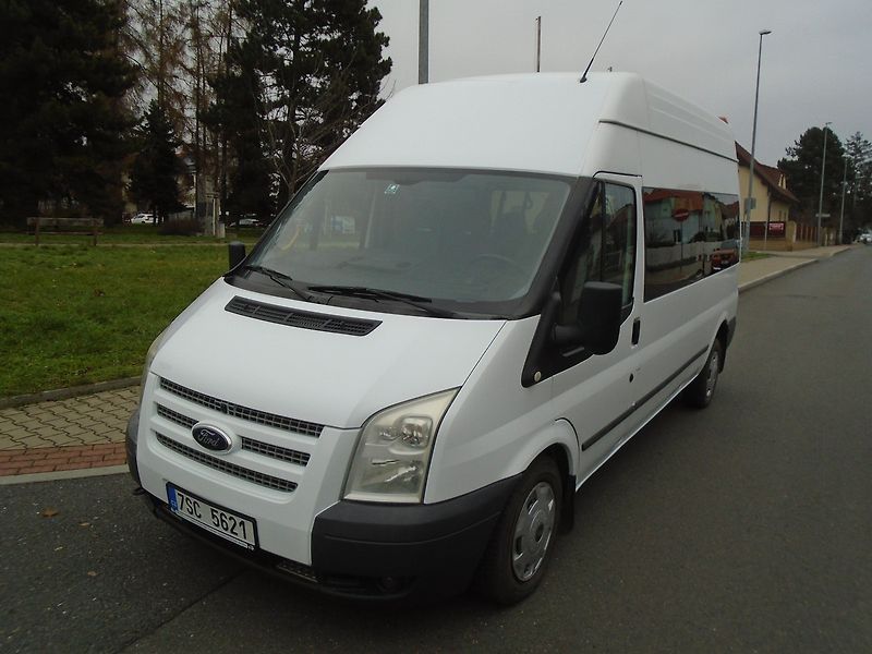 Ford Transit (2014) 2.2 TDCi L3H3 Bus 9 míst AC - fotka 26 z 30