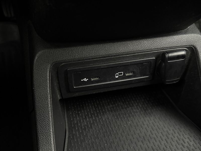 Mercedes-Benz Citan 1,5 TOURER DPH NAV LED 1MAJ ČR - fotka 25 z 38
