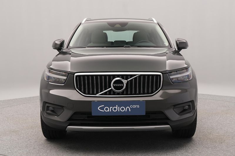 Volvo XC40 T5 AWD INSCRTIPTION REZERVACE - fotka 15 z 42