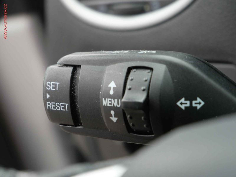 Ford Focus (2007) 1.6i, ČR, servis.kniha - fotka 12 z 15