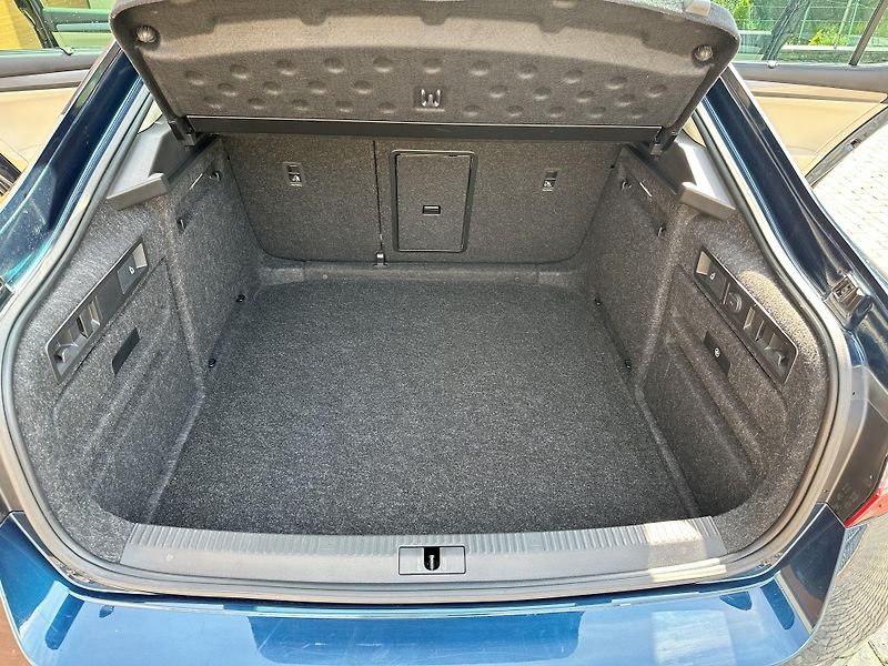 Škoda Superb (2020) 1.5 TSi, po STK - fotka 12 z 22