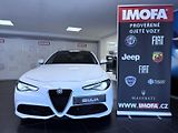 Alfa Romeo Giulia (2017) 2.0 T 280k AT8 ZF Q4 4x4 Veloc - náhled 1