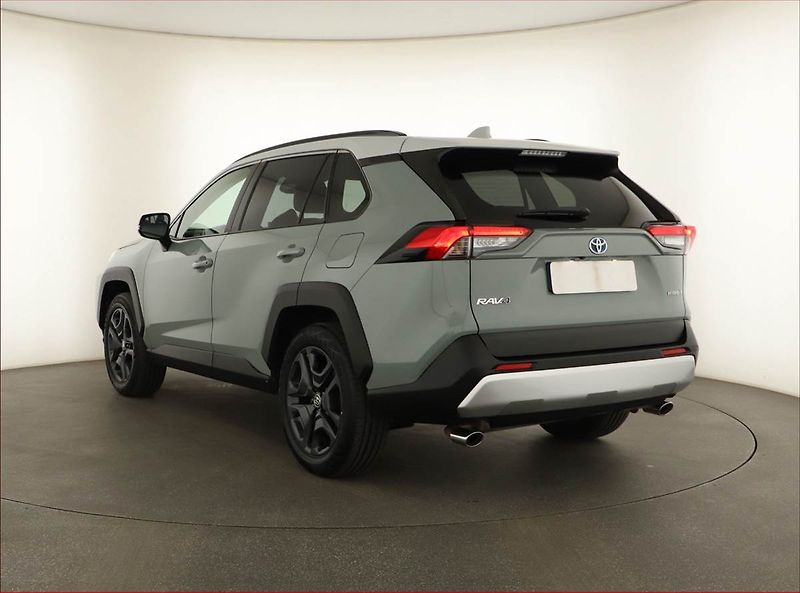 Toyota RAV4 (2022) 2.5 Hybrid - fotka 4 z 17