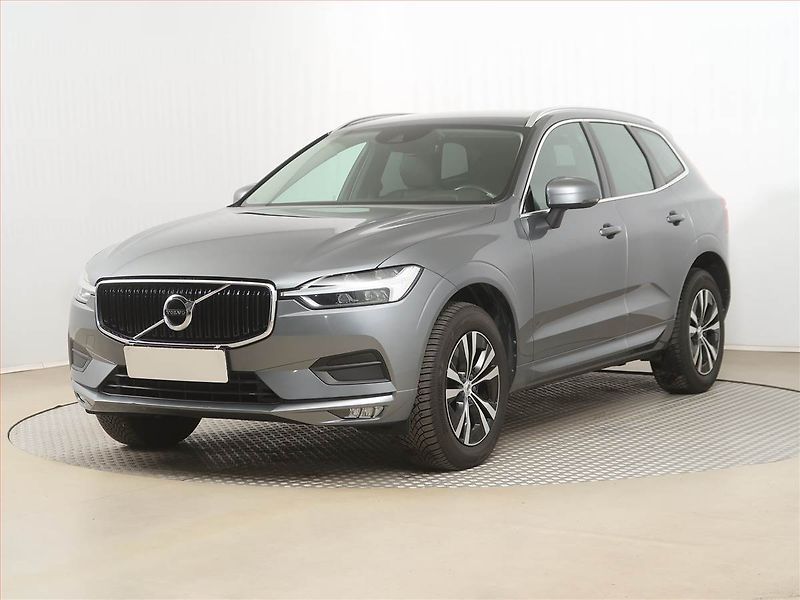 Volvo XC60 (2020) B4 AWD - fotka 2 z 17