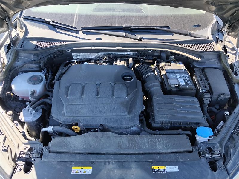 Škoda Superb 2,0   STYLE 110kW DSG Tasžné - fotka 30 z 35