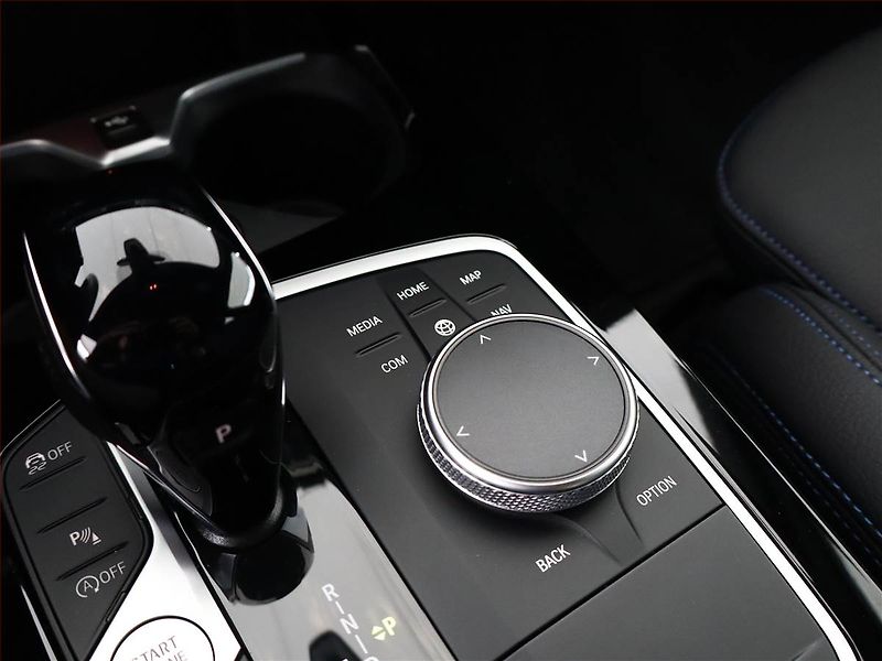 BMW Řada 2 (2023) 218i - fotka 18 z 21