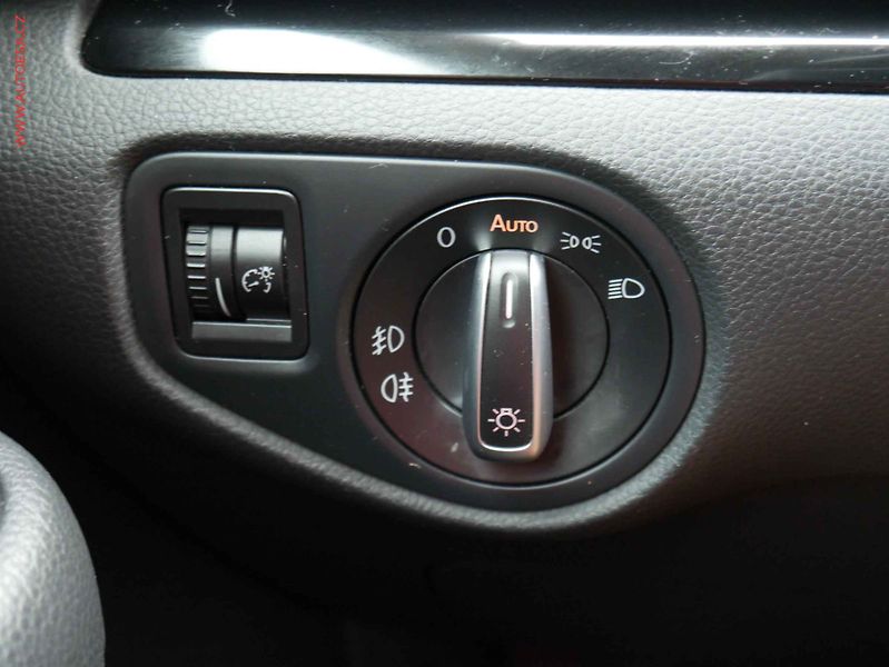 Seat Alhambra (2015) 2.0TDi 7Míst, DSG, bixen - fotka 22 z 22
