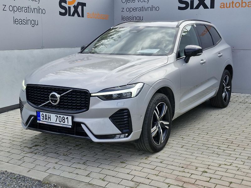 Volvo XC60  B4 R-Design (145 kW) 4x4 AUT - fotka 1 z 6