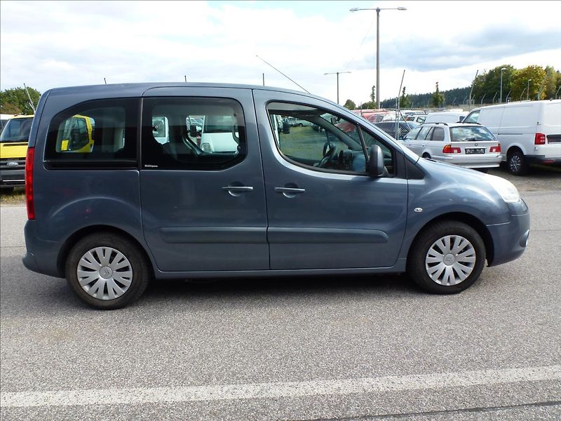 Citroën Berlingo 1,6 HDi  Multispace - fotka 6 z 44