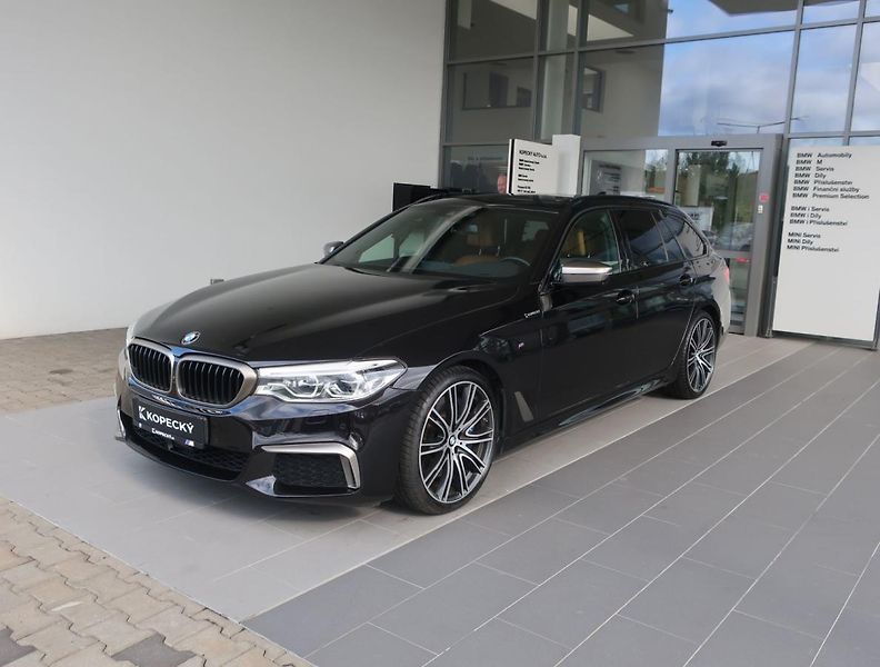 BMW Řada 5 (2020) M550d Touring Individual - fotografie inzerátu