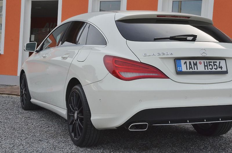 Mercedes-Benz CLA (2017) 220d 130kW AT / Bi-XENON - fotka 7 z 39