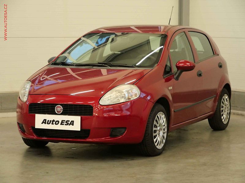 Fiat Punto (2010) 1.2i, 2.maj,ČR, AC - fotka 3 z 18