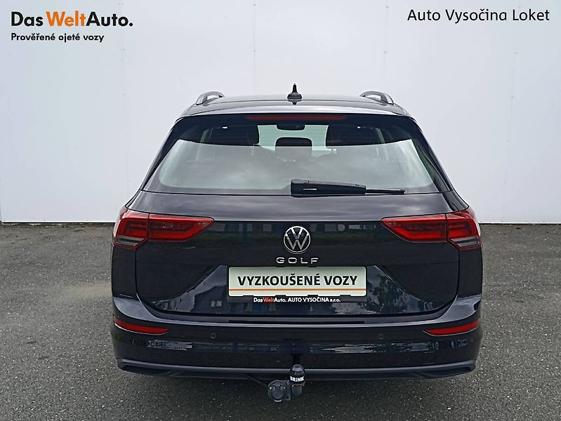 Volkswagen Golf (2023) 1.5 TSI 96kW tažné manuál - fotka 27 z 31