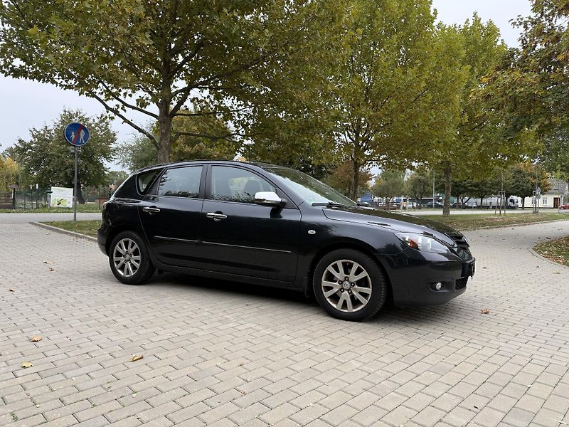 Mazda 3 1.6 AUTOMAT WEBASTO - fotka 13 z 32