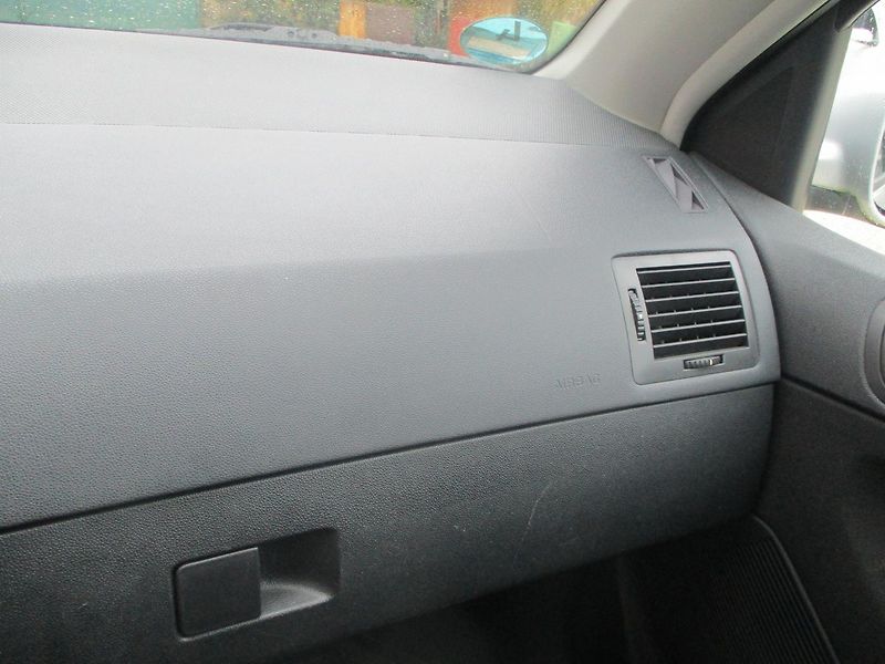 Škoda Fabia 1.9 TDi KLIMA +SADA KOL - fotka 23 z 34