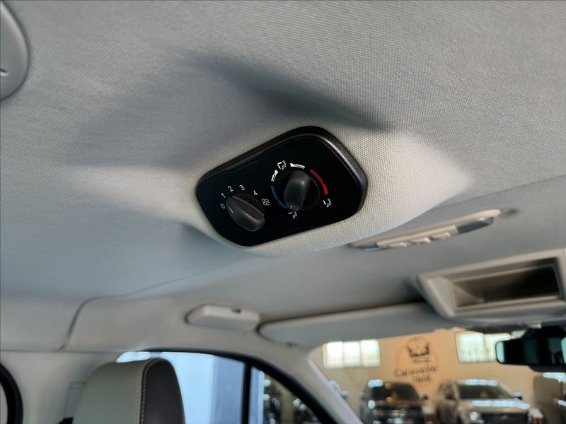 Ford Tourneo Custom 2,2 TitaniumX,114kW,po servisu - fotka 23 z 31