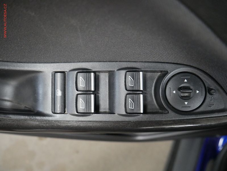 Ford Focus (2015) 1.5 EB, AC, temp - fotka 21 z 22