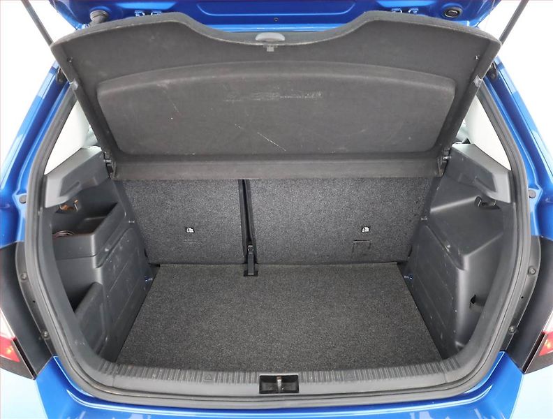 Škoda Fabia (2017) 1.2 TSI, Park. senzory - fotka 15 z 16