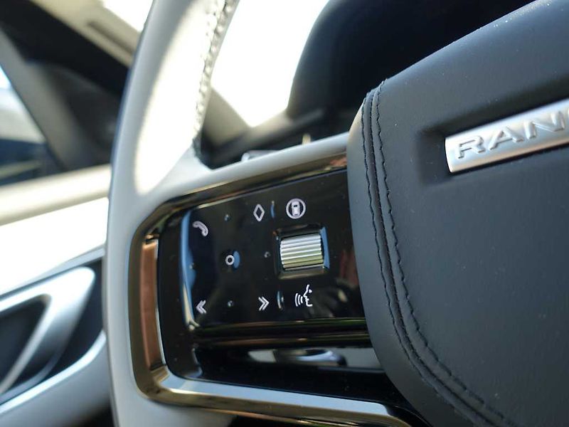 Land Rover Range Rover Velar 3,0  Dynamic SE D300 - fotka 19 z 38