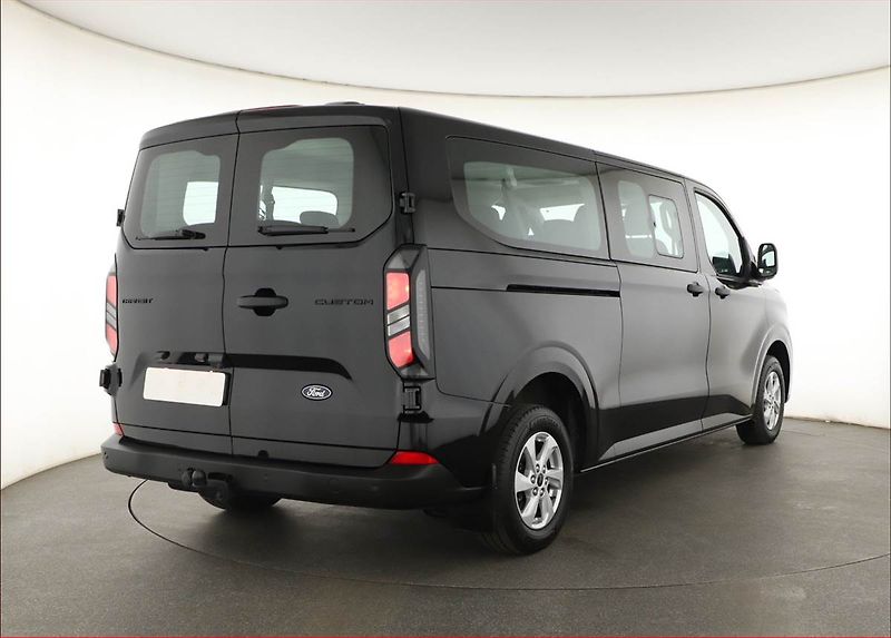 Ford Transit Custom (2025) 2.0 EcoBlue - fotka 5 z 21