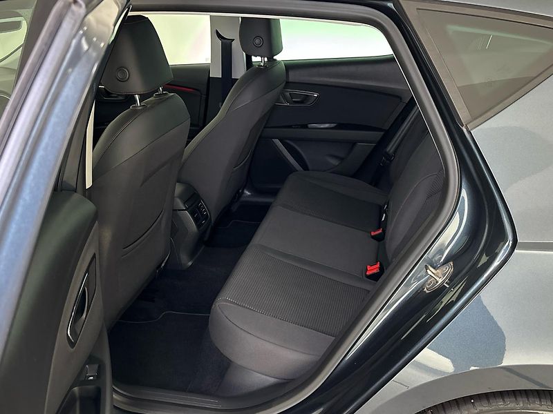 Seat Leon FR - fotka 8 z 27