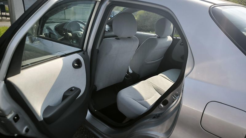 Honda City (2006) - fotka 10 z 15