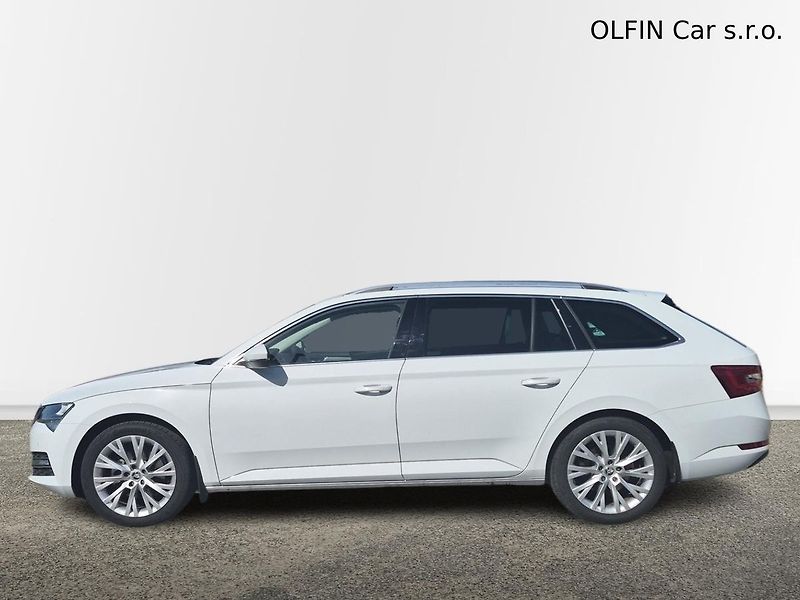 Škoda Superb Combi 2.0 TSI DSG Style+ 140 k - fotka 3 z 25