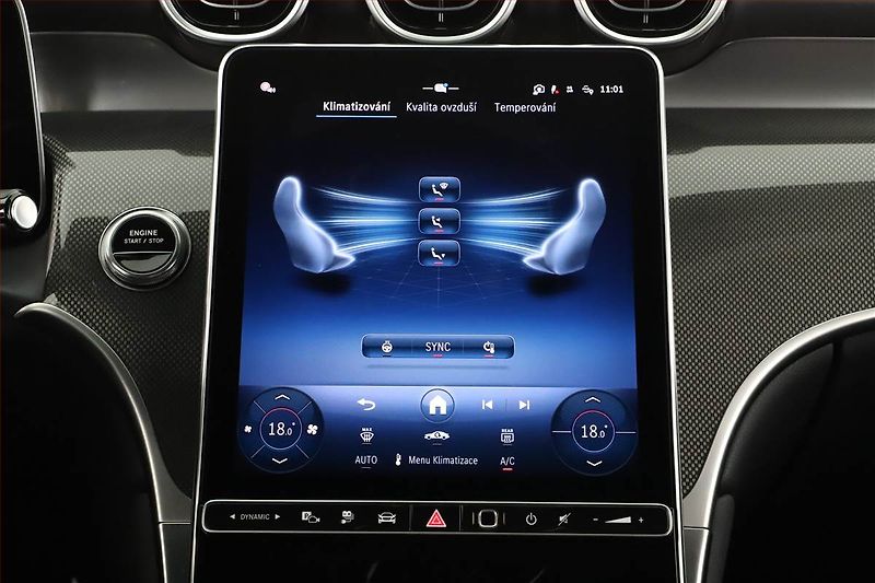 Mercedes-Benz GLC (2025) 300 de 4MATIC, AMG LINE - fotka 13 z 28