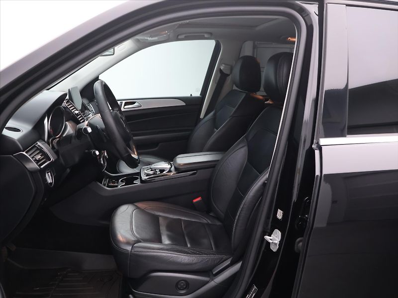 Mercedes-Benz GLE 3,0 190kW 350d 4Matic - fotka 11 z 31