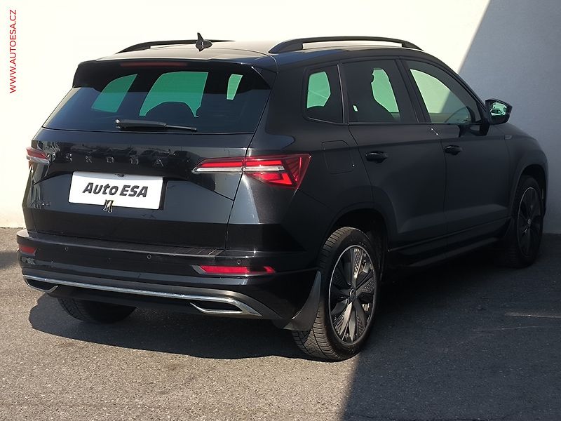 Škoda Karoq (2023) 1.5 TSI, 1.maj,ČR, SportLine - fotka 4 z 27