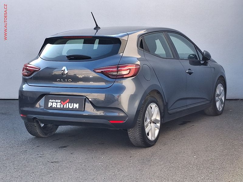 Renault Clio (2021) 1.0 SCe, Zen, navi - fotka 4 z 16
