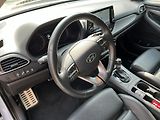 Hyundai i30 (2018) 1.4 T-GDI Premium Style - chip - náhled 12