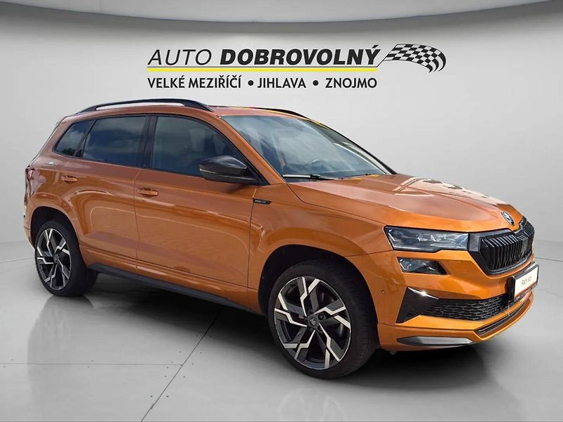 Škoda Karoq Sportline 1,5TSI 110kW DSG/T35 - fotka 10 z 24