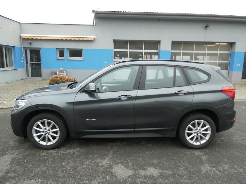 BMW X1 sDrive 18i automat navigace  o - fotka 6 z 15