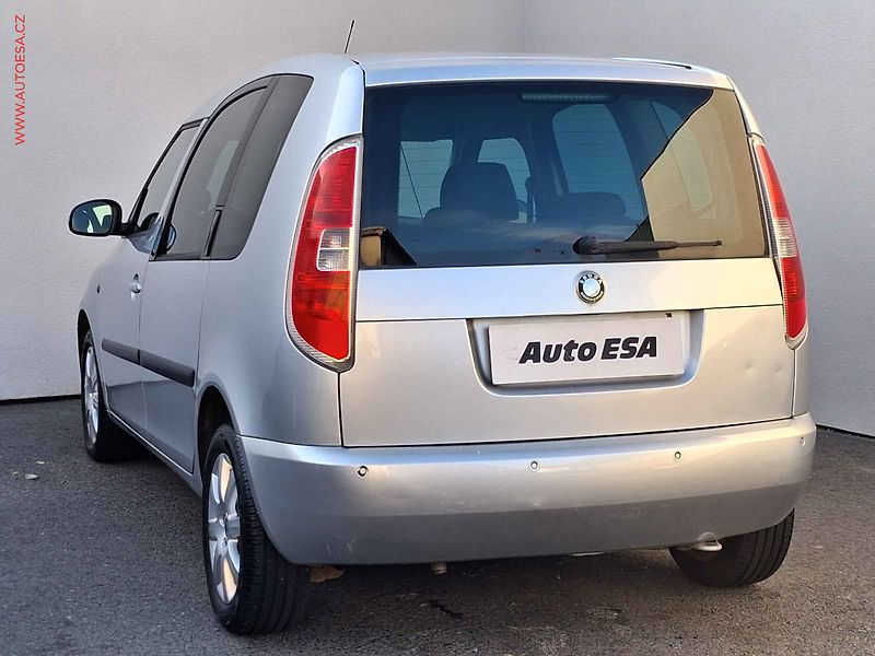 Škoda Roomster (2010) 1.2 i, 2.maj,ČR, Xenon - fotka 6 z 15