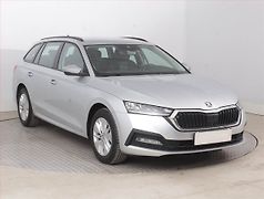 Škoda Octavia (2022) Ambition 2.0 TDI, ČR,1.maj - fotografie inzerátu
