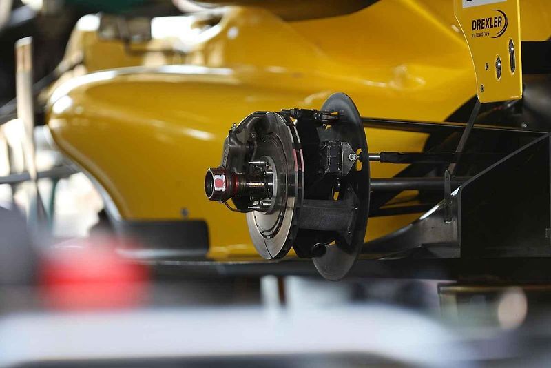 Na Automotodromu Brno se o víkendu konal jeden z vrcholů sezony - Masaryk Racing Days.