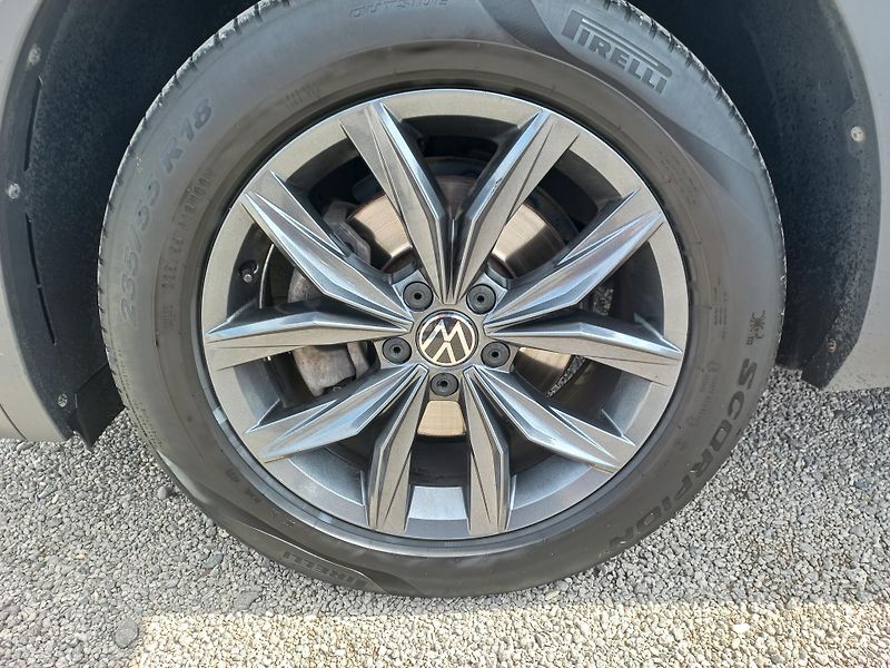 Volkswagen Tiguan (2023) 2.0TDi 110kW 4x4 DSG ČR DPH  - fotka 17 z 23
