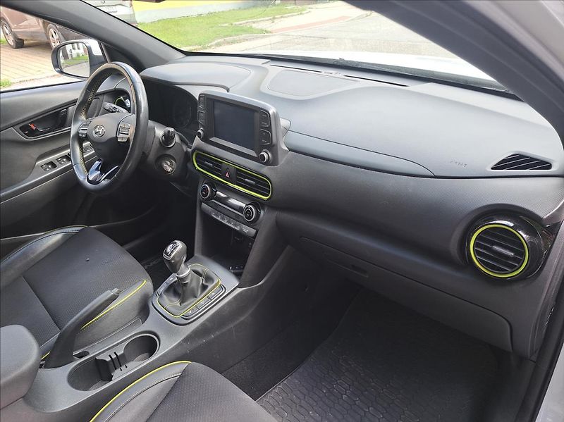 Hyundai Kona 1,0 T-GDI - fotka 48 z 56