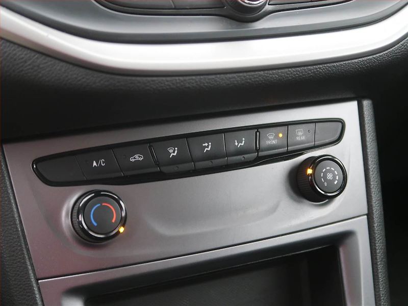 Opel Astra (2020) 1.5 CDTI, ČR,1.maj, Tempomat - fotka 14 z 16