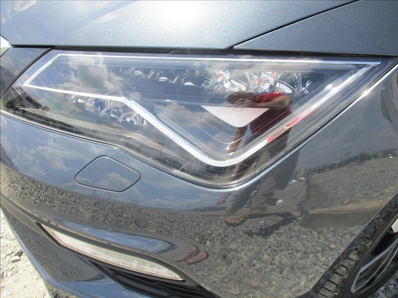 Seat Leon 1,5 TSI FR, digiklima,servis, - fotka 42 z 50