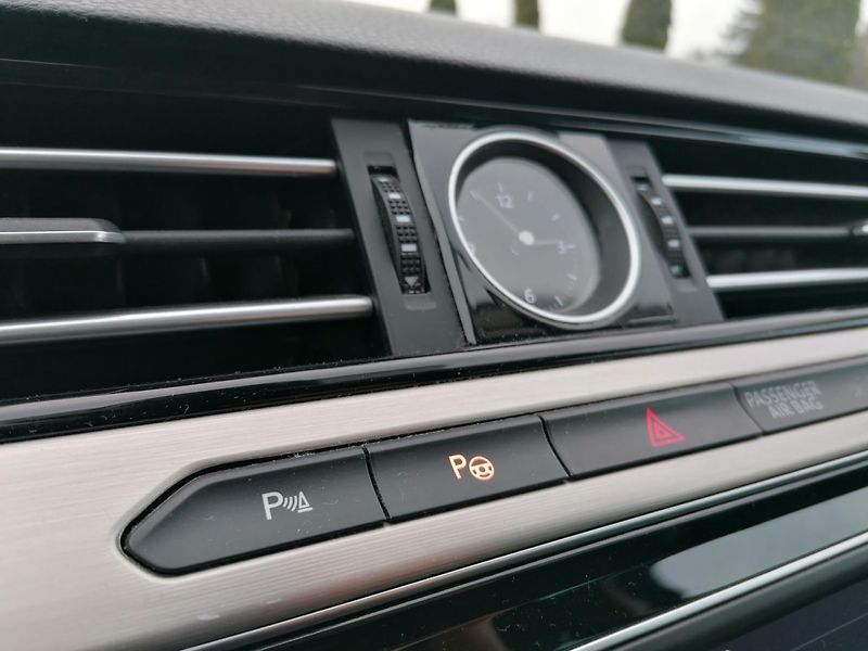 Volkswagen Passat (2016) 2.0 TDi DSG Highline,LED - fotka 17 z 27
