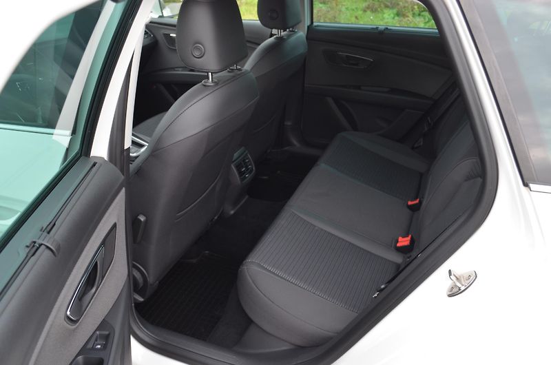 Seat Leon (2019) 1.5 TSI 150 k Xcellence ST - fotka 23 z 31