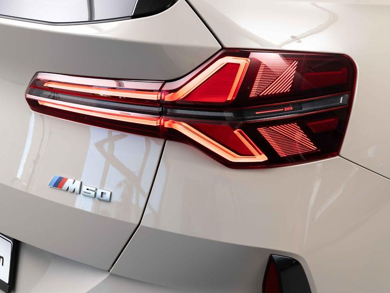BMW X3 M50 xDrive - fotka 10 z 22