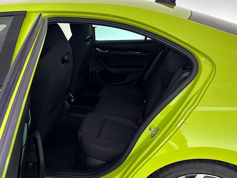 Škoda Octavia RS - fotka 8 z 28