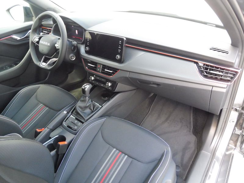 Škoda Kamiq (2026) Monte Carlo 1,0 TSI 85kW DSG - fotka 8 z 30