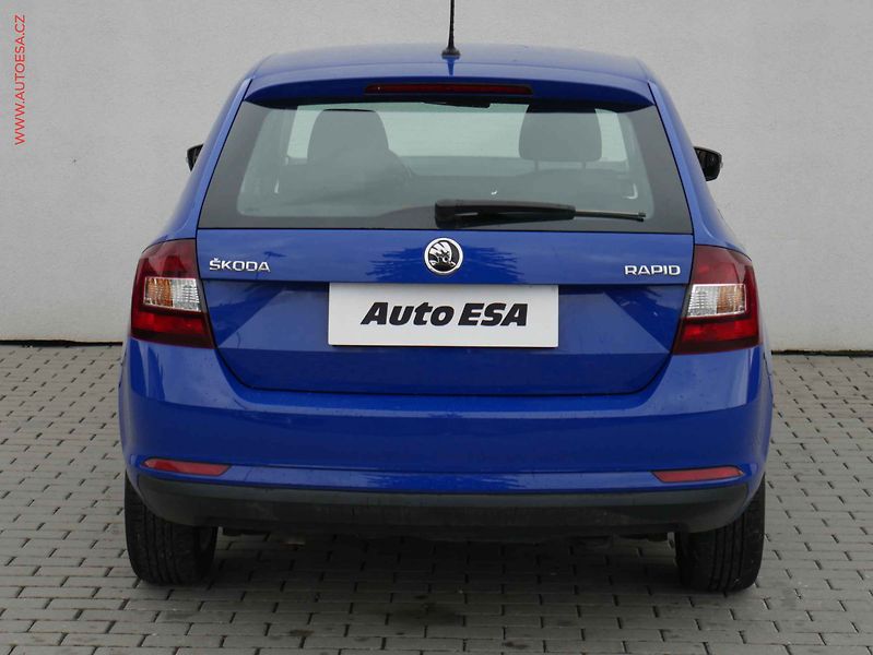 Škoda Rapid (2018) 1.0 TSi SpaceBack, ČR, AC - fotka 5 z 15