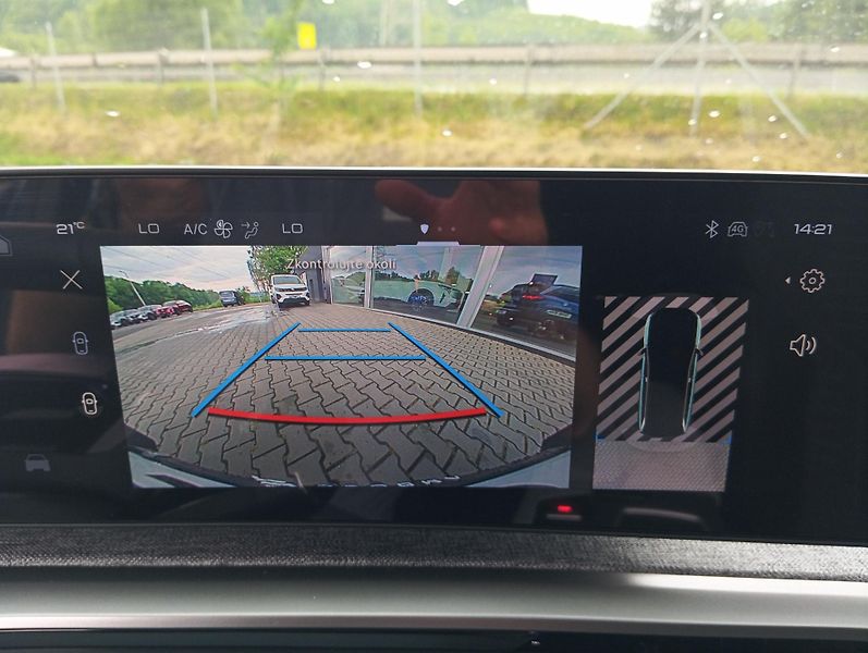 Peugeot 5008 (2026) GT Hybrid 145 e-DCS6 - fotka 15 z 20