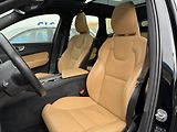 Volvo XC60 (2023) T6 AWD Recharge Plus Bright - náhled 20